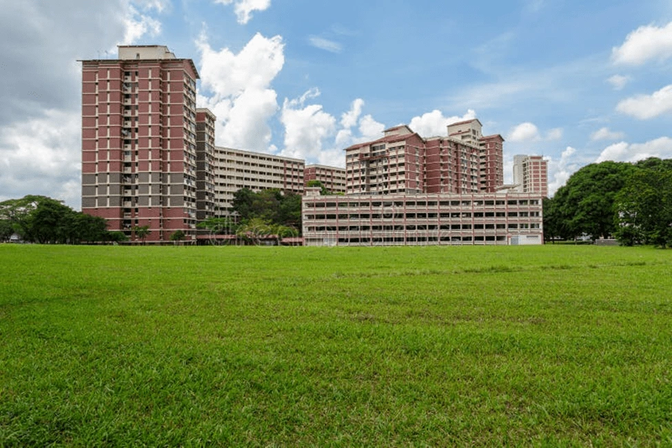 UK Mortgage Broker living in Hougang